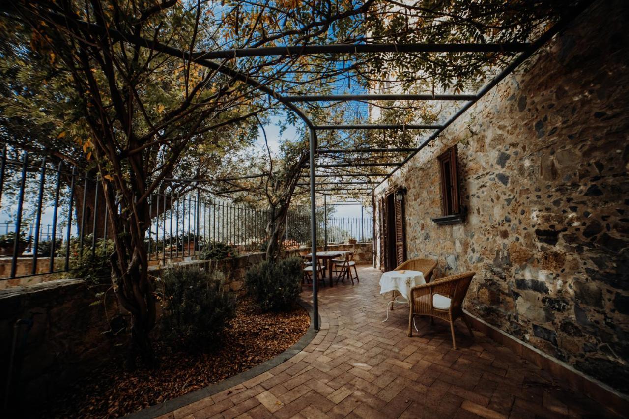Residenza Golfo Degli Ulivi Aparthotel คาปริโอลิ ภายนอก รูปภาพ