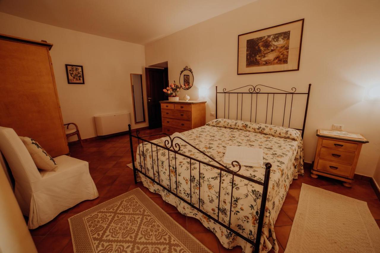 Residenza Golfo Degli Ulivi Aparthotel คาปริโอลิ ภายนอก รูปภาพ