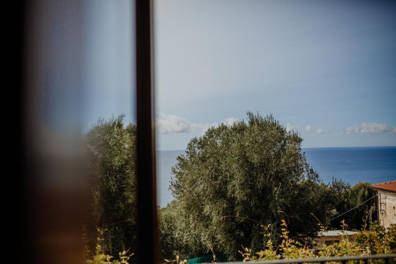 Residenza Golfo Degli Ulivi Aparthotel คาปริโอลิ ภายนอก รูปภาพ