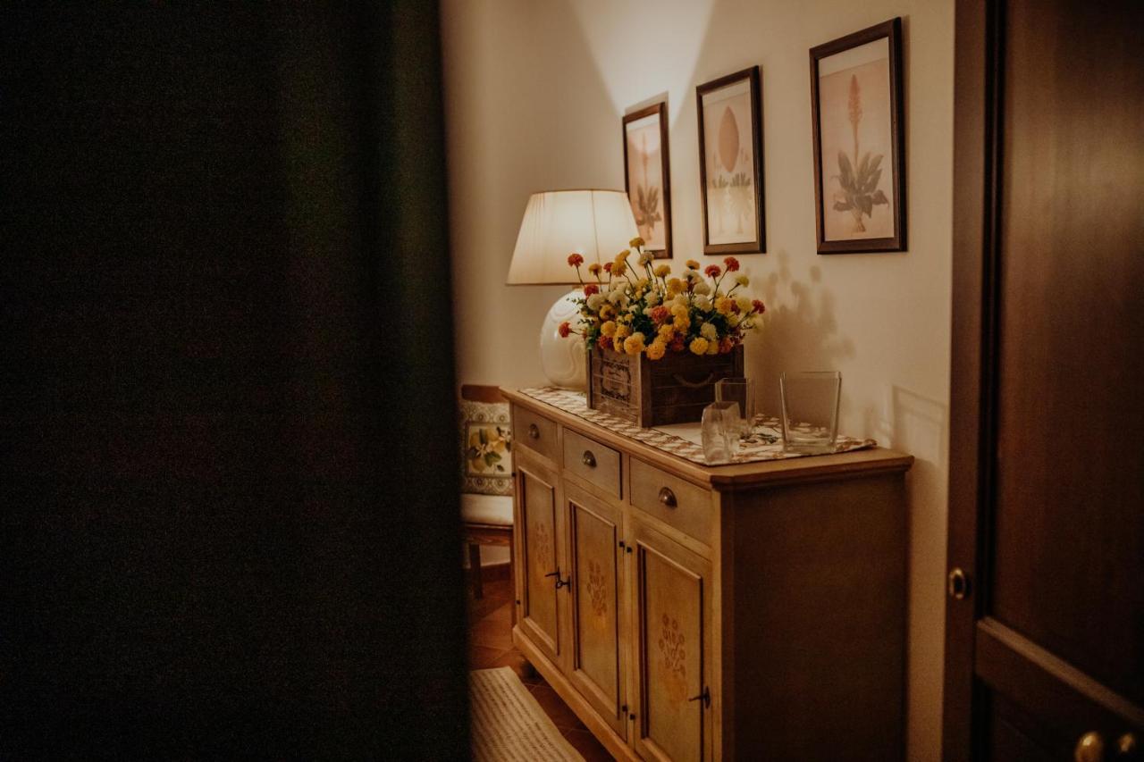 Residenza Golfo Degli Ulivi Aparthotel คาปริโอลิ ภายนอก รูปภาพ